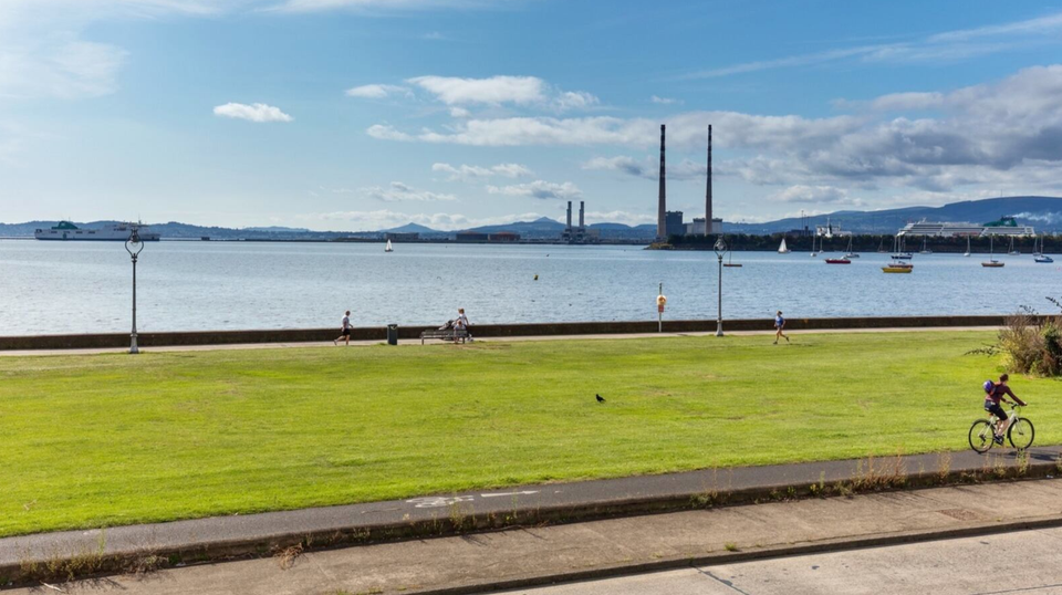 Cycling Certainty on the Seafront
